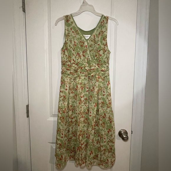 Vintage Dresses & Skirts - 👗VTG Cottagecore Y2K Chiffon Fit & Flare Dress Green Floral Print Siz 8 Petite